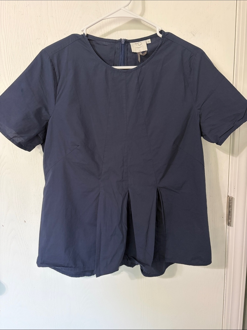 Anthropologie HD In Paris Pleated Poplin Top Navy Like New Size Medium - Picture 1 of 6